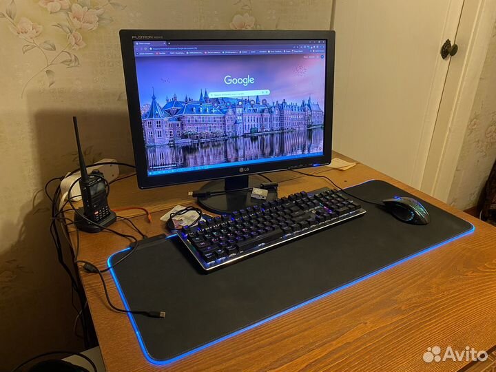 Монитор LG 22 дюйма