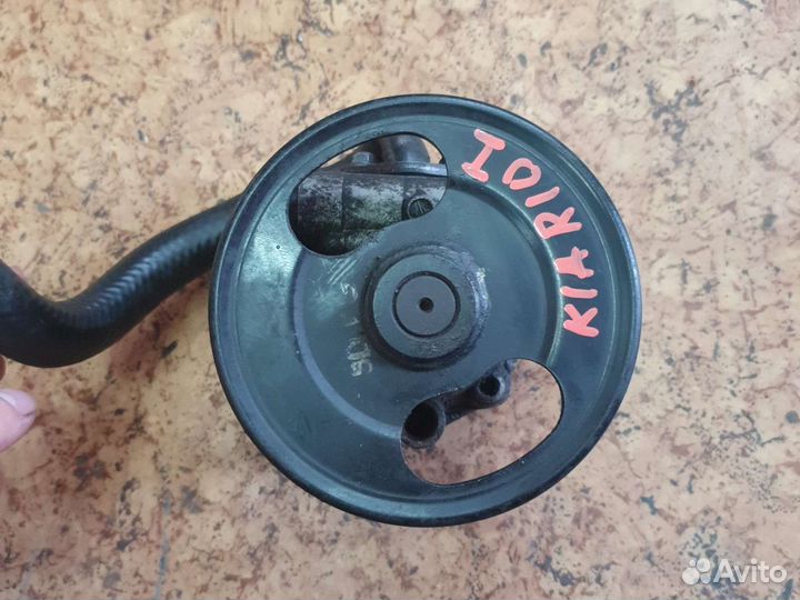 Насос гур Kia Rio 1