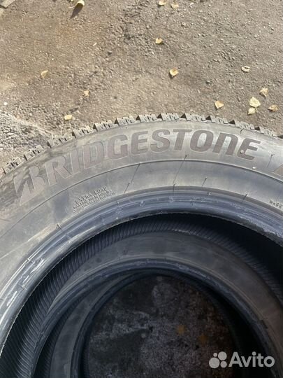 Bridgestone Ice Cruiser 7000S 235/65 R17