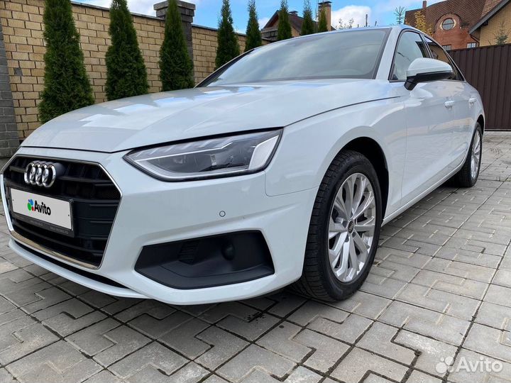 Audi A4 2.0 AMT, 2022, 12 350 км