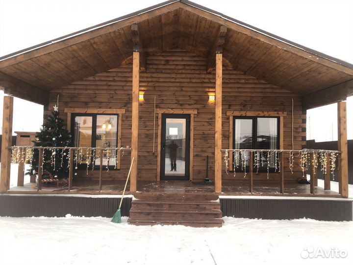 Дом коттедж с баней