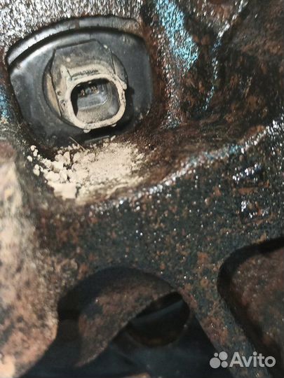 Кулак поворотный задний левый Toyota Camry 55 2.5