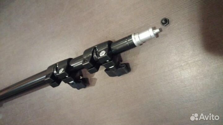 Рукоять AD-S 14 для накамерных вспышек KU-V1