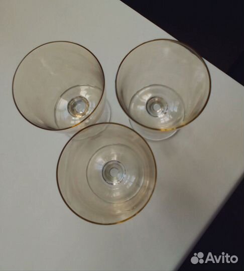 Бокалы из жёлтого стекла ссср(цена за набор)