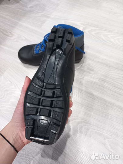 Лыжные ботинки 36,37