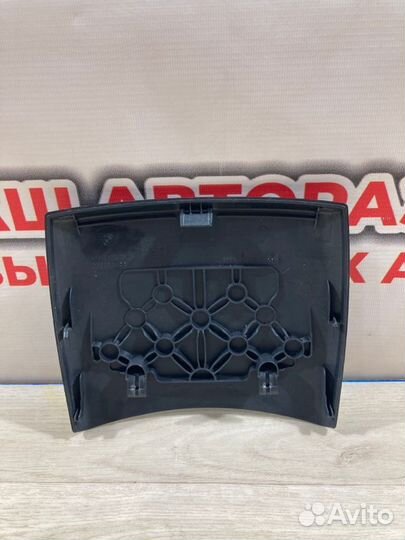 Накладка в салоне Bmw 1 хэтчбек 2008