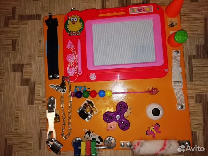 Детские подарки Бизиборд игрушки