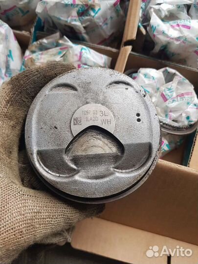 Поршень infiniti patrol vk56