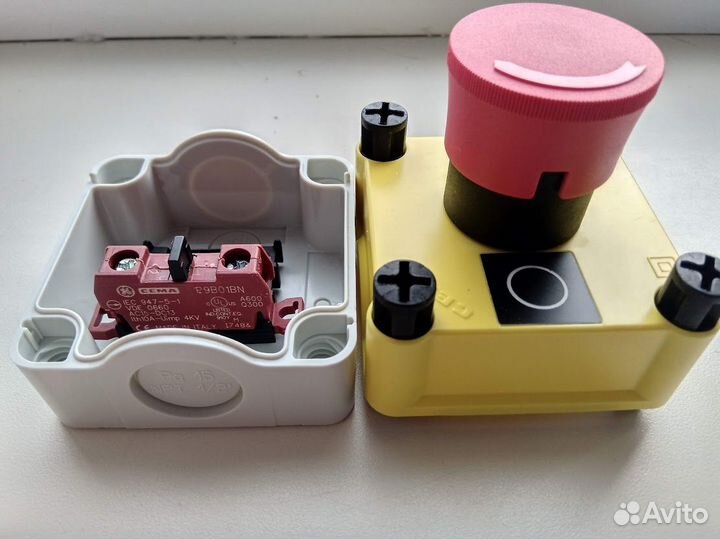 Контактные блоки «сеma» P9B02VN и P9B11VN «GE»