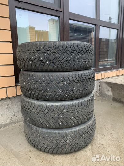 Nokian Tyres Hakkapeliitta 8 185/65 R15