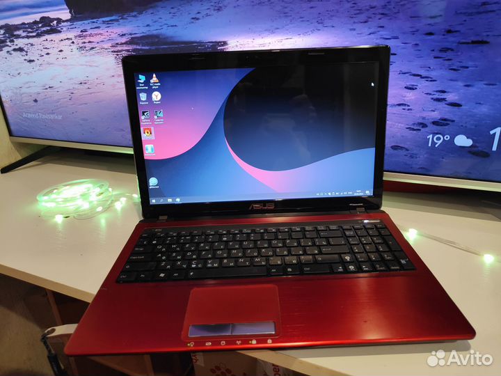 Игровой ноутбук Intel i3/Geforce Nvidia/SSD