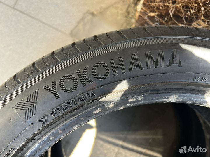 Yokohama Bluearth ES32 215/50 R17