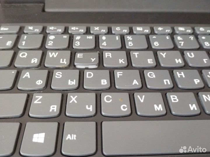 Ноутбук lenovo