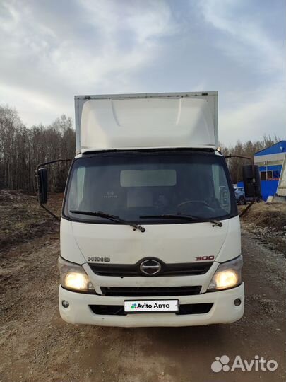 Hino 300 (Dutro), 2013