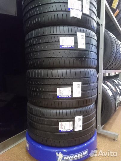 Michelin Pilot Super Sport 265/40 R19 102Y