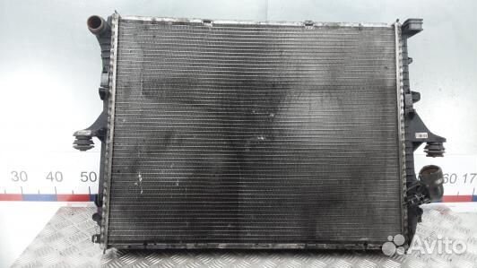 Радиатор системы охлаждения audi Q7 (7UK03KA01)