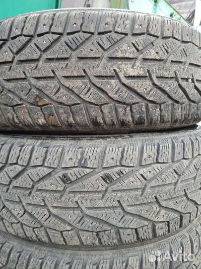Kormoran SUV Stud 225/65 R17
