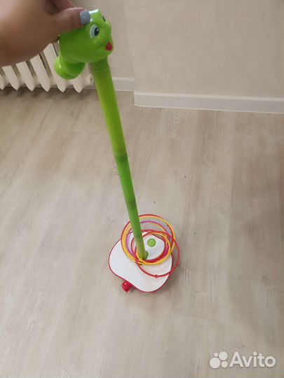 Танцующий червячок игра