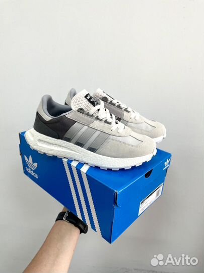 Кроссовки мужские Adidas Retropy белые сетчатые