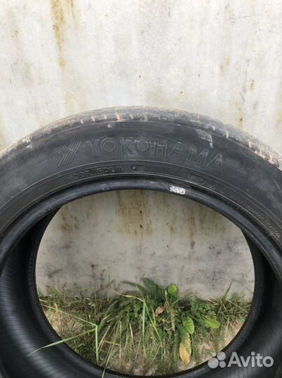 Yokohama dB Decibel E70 215/55 R17