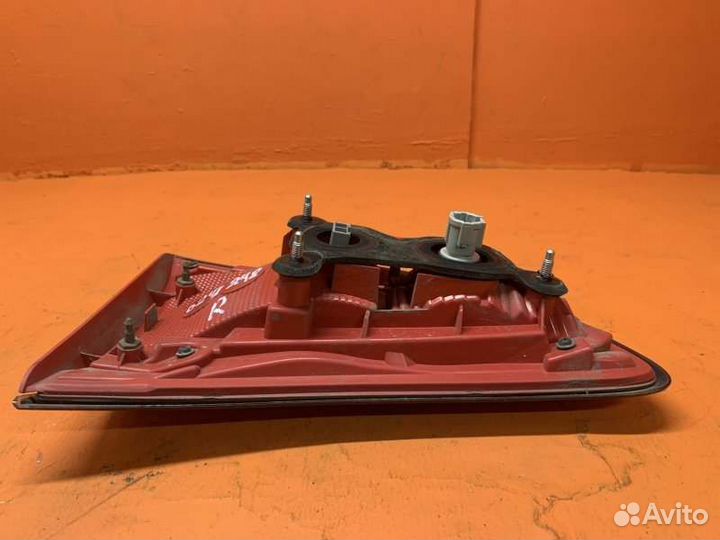 Фонарь крышки багажника задний правый Infiniti