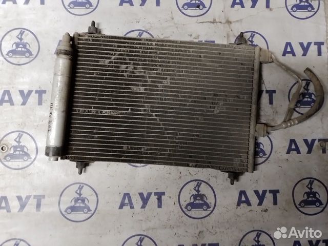Радиатор кондиционера Peugeot 307