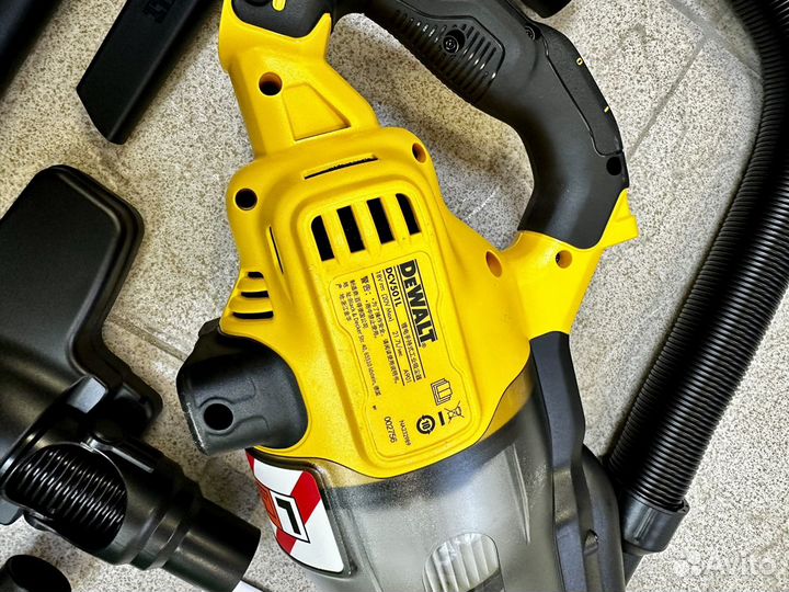 Пылесос аккумуляторный DeWalt dcv501ln