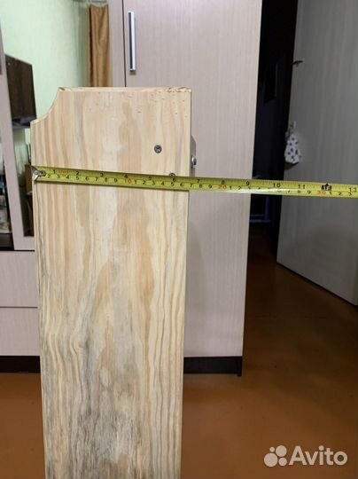 Вешалка настенная