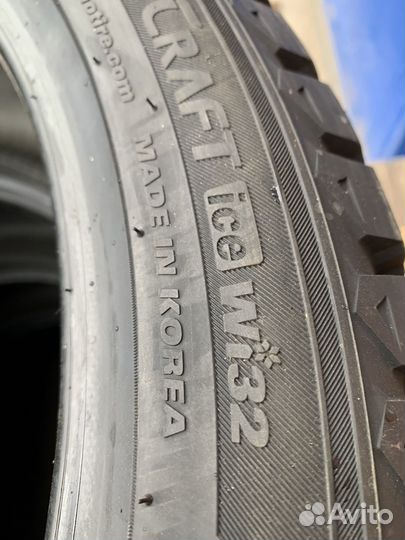 Kumho WinterCraft Ice Wi32 225/45 R18 и 245/40 R18 95T
