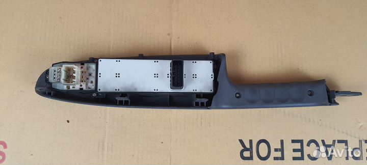 Блок кнопок стеклоподъёмника Kia Rio 2, 2008г