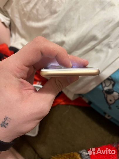 iPhone 8, 64 ГБ