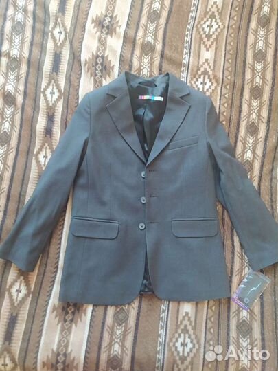 Пиджак новый р. 134