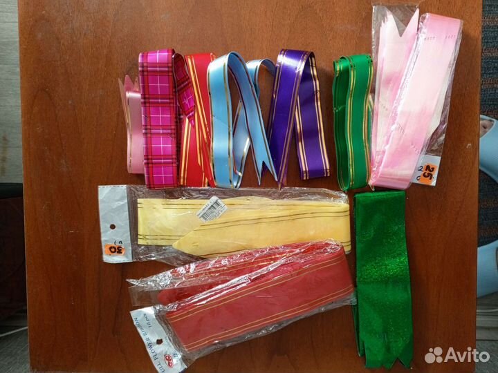 Банты -бабочки подарочные разны размеров