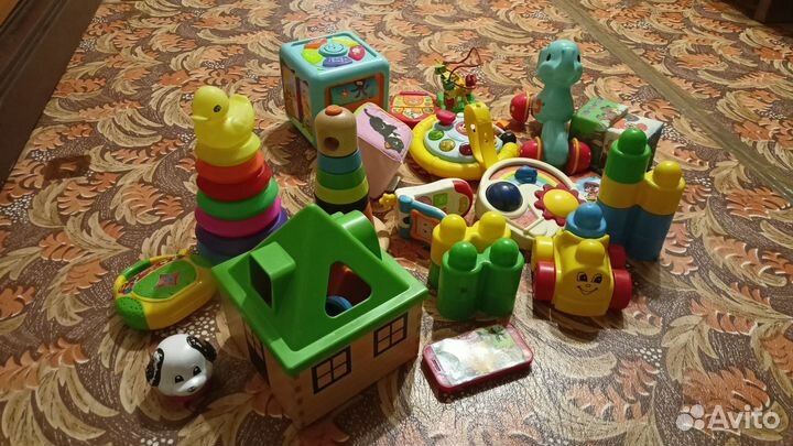 Игрушки для малышей пакетом