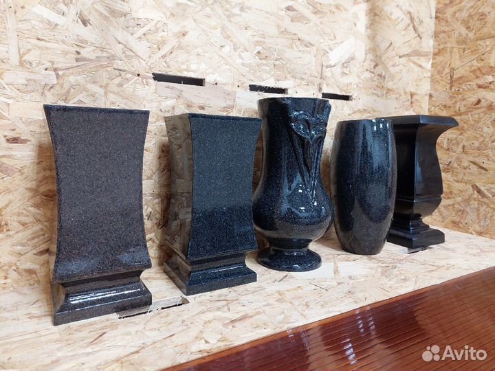 Вазы из искусственного камня