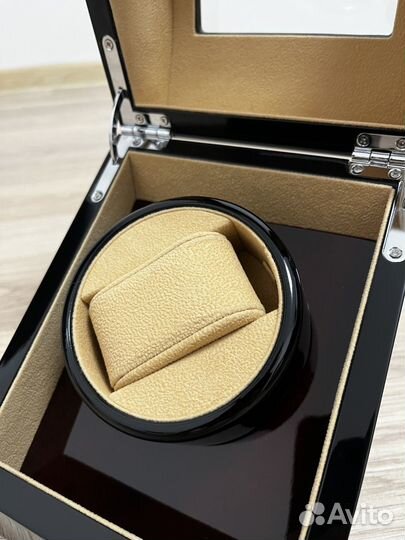 Шкатулка для часов с автоподзаводом d.red-22