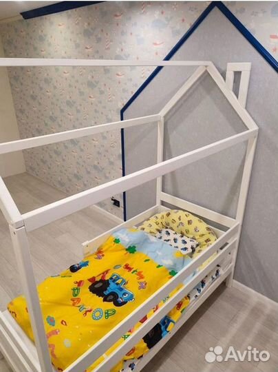 Детская кровать домик
