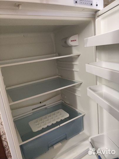 Холодильник б/у bosсh двухкамерный