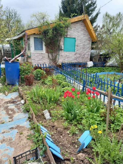 Дом 25 м² на участке 8 сот.