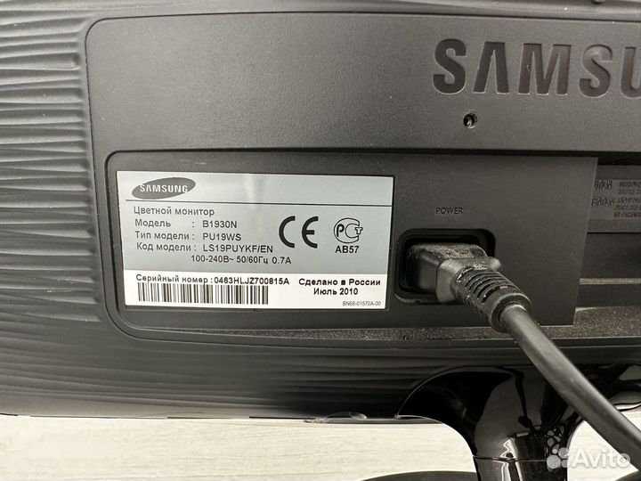 Монитор Samsung
