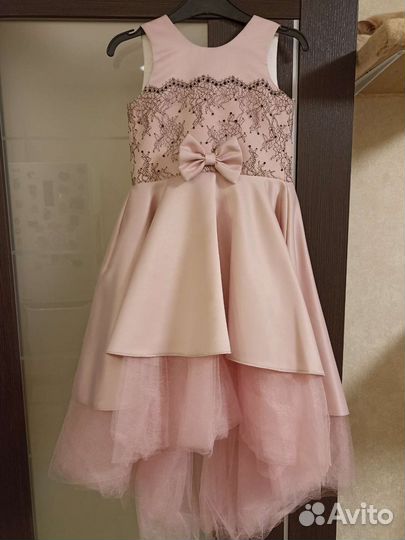 Платье для девочки праздничное