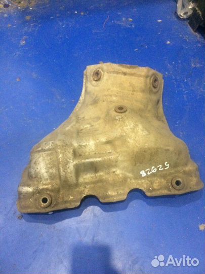 Тепловой экран Toyota Will ZZE128 2zzge