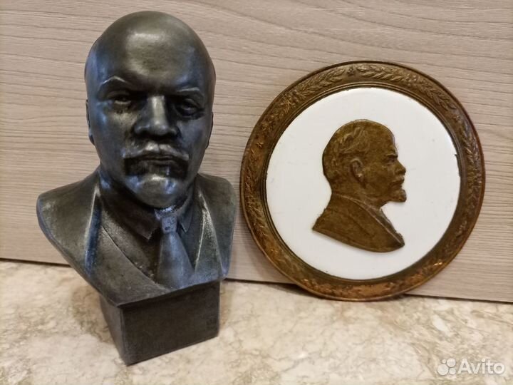 В.И. Ленин-бюст и настенная плакетка, СССР