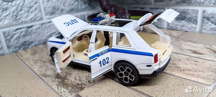 Коллекционная машинка