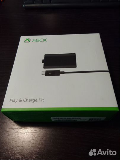 Аккумулятор и USB-кабель для геймпада Xbox One