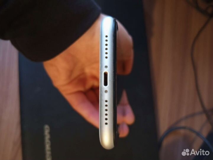 iPhone Xr, 128 ГБ