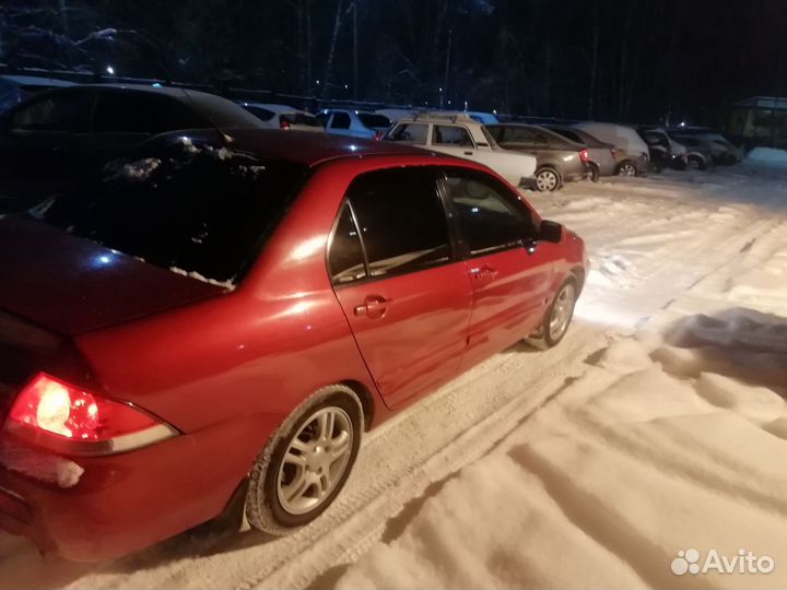 Mitsubishi Lancer 1.6 МТ, 2006, 200 000 км