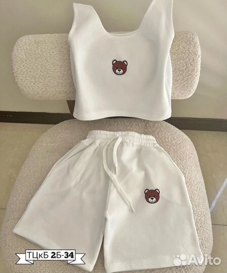 Комплект женской одежды