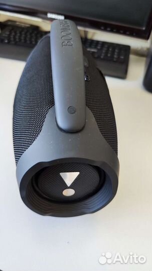 Беспроводная блютуз колонка