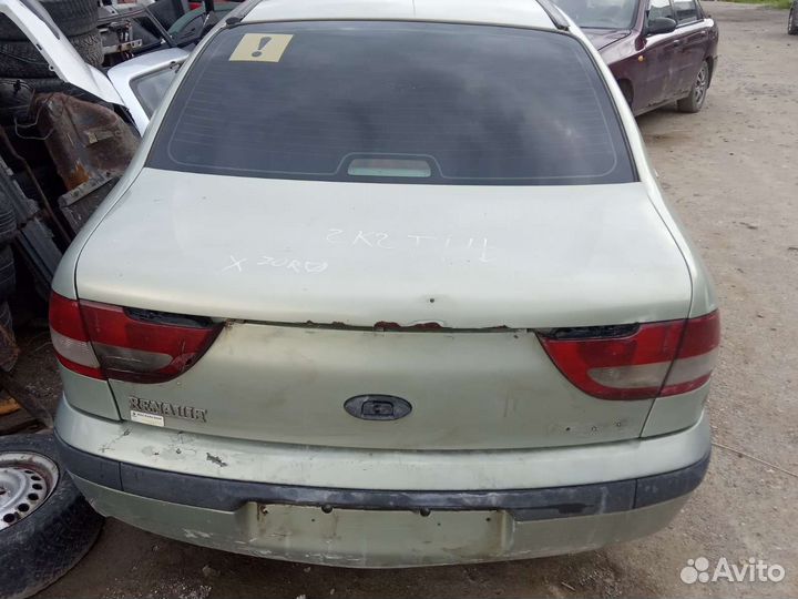 Кузов по частям Renault Megan 1 2000 16V1,4